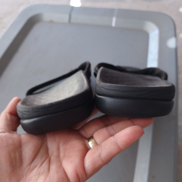 VIONIC SANDALS - Picture 2 of 5